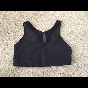 NWT Lululemon Gear Up sports bra